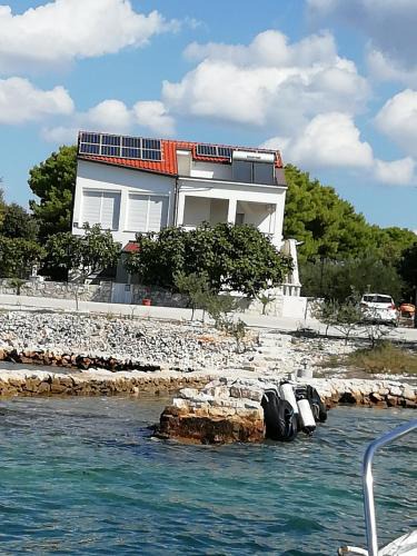 Betina Apartment | APARTMAN ZVONIMIR