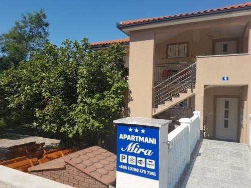 Klenovica Apartment | Apartmani Mira