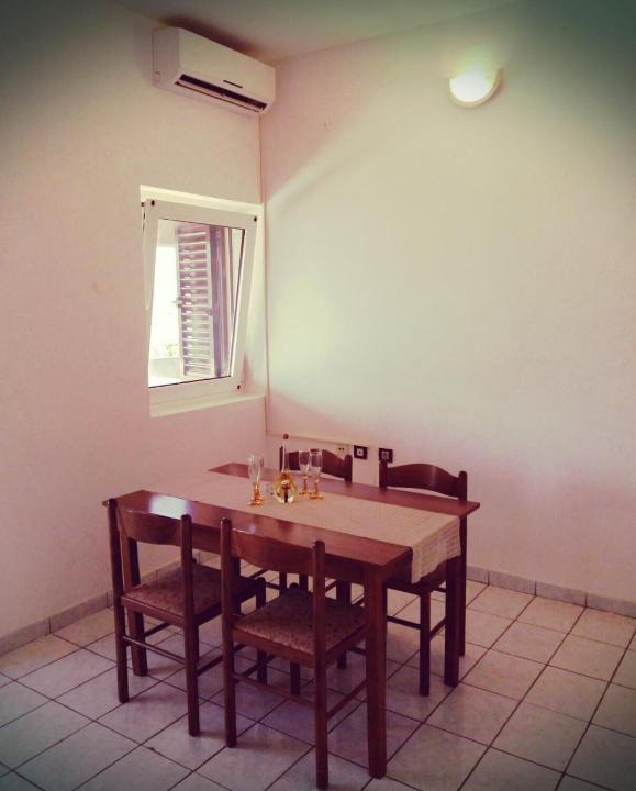 Pag Apartment | apartmani radoslovic