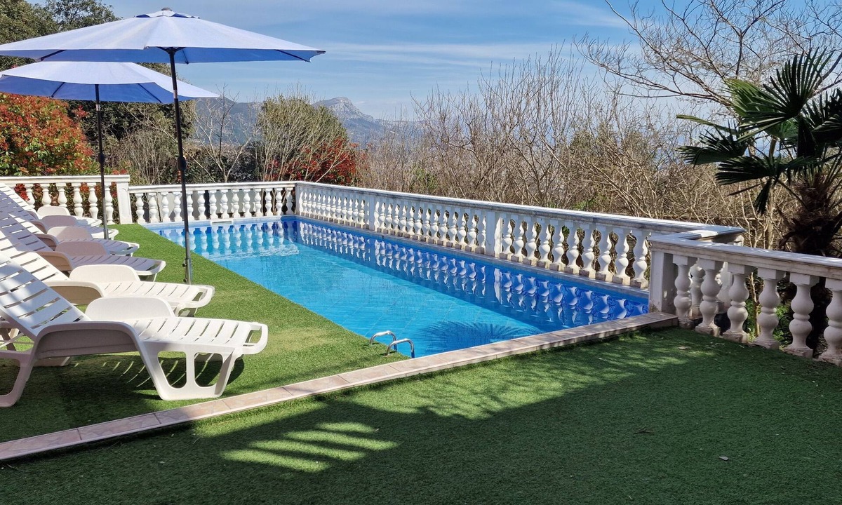 Rudine Apartment | Apartmani sa bazenom u miru i prirodi sa prelijepim pogledom na more