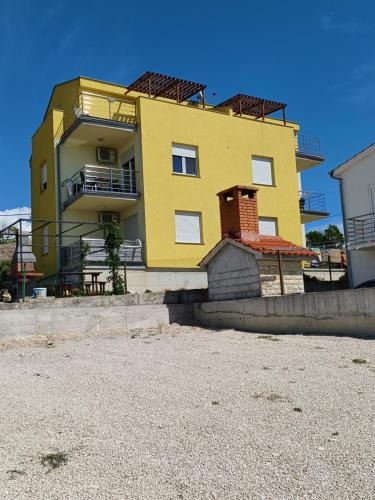 Rtina Apartment | Apartmani Sunčev sjaj