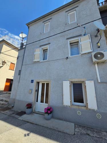 Novi Vinodolski Apartment | Apartmant Bionda Novi Vinodolski, cozy and nice apartment for 4 people in the city center