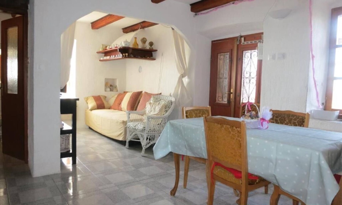 Ustrine Apartment | Apartments Rose (100721-A1) - Nerezine - island Losinj