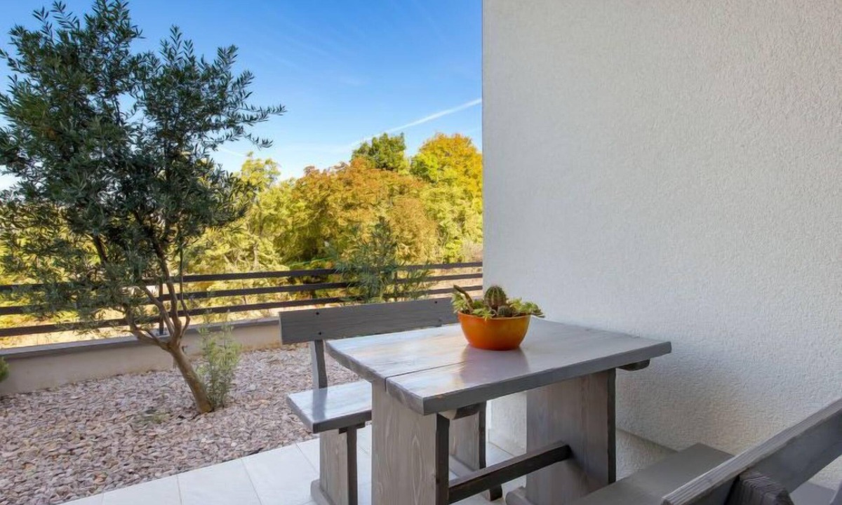 Zurkovo Apartment | Apartment Albi by Interhome