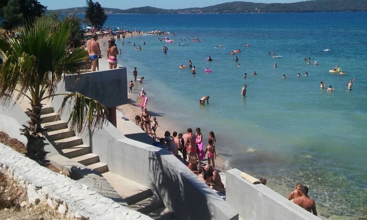 Bibinje Apartment | Apartment Aleksandra - 10 m from sea: A1 lijevi(2+2) - Bibinje, Zadar riviera, Croatia