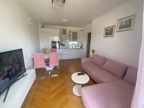 Mejasi Apartment | Apartment Allora