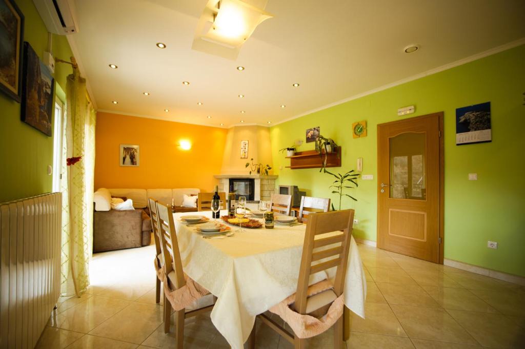 Omis Apartment | Apartment Ana