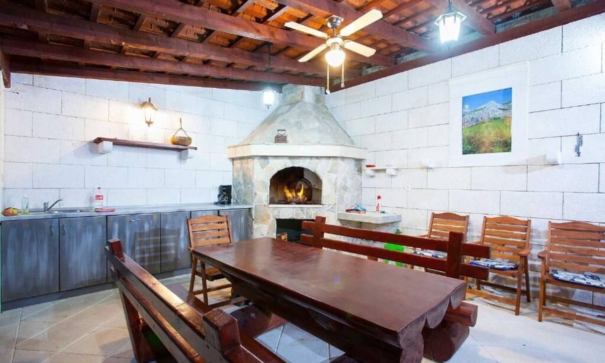 Makarska Old Town Apartment | Apartment Arte (118571-A1) - Makarska