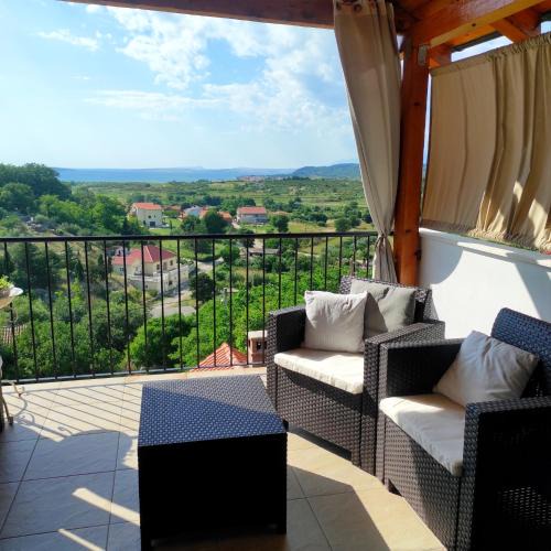 Razanac Apartment | Apartment Cernesa