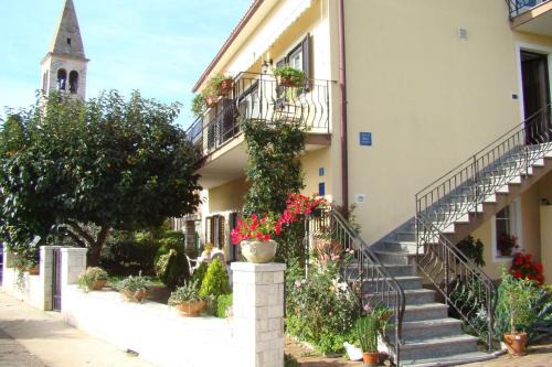 Lovrecica House | Apartment Complex Orzan Lovrecica