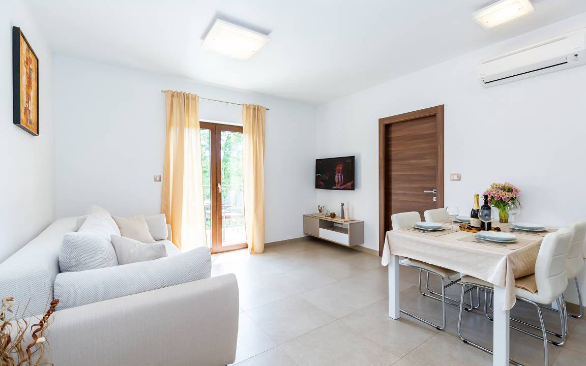 Mugeba Apartment | Apartment for 4 persons approx. 45 m² in Poreč, Istria (Istrian Riviera)