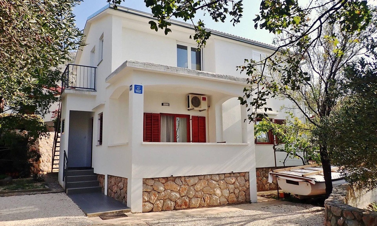 Starigrad Apartment | Apartment in Starigrad near Paklenica