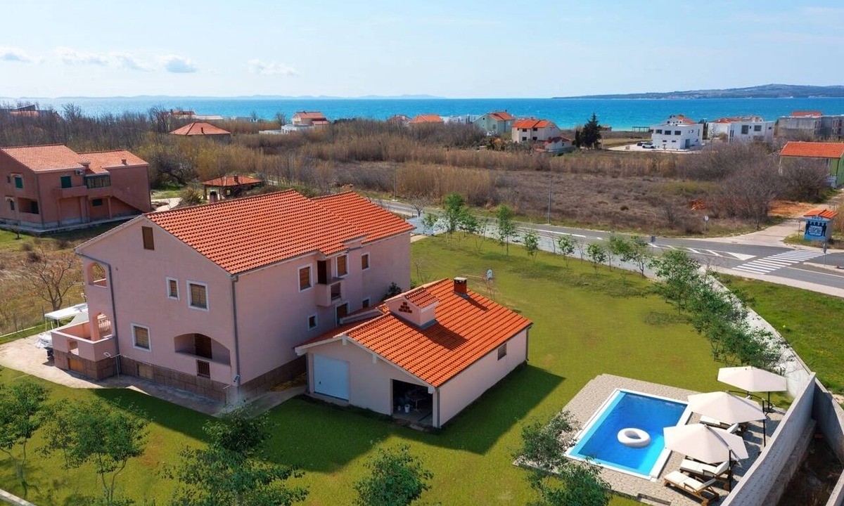 Privlaka Apartment | Apartment in Privlaka with Seaview, Balcony, Air condition, WIFI (3598-3)