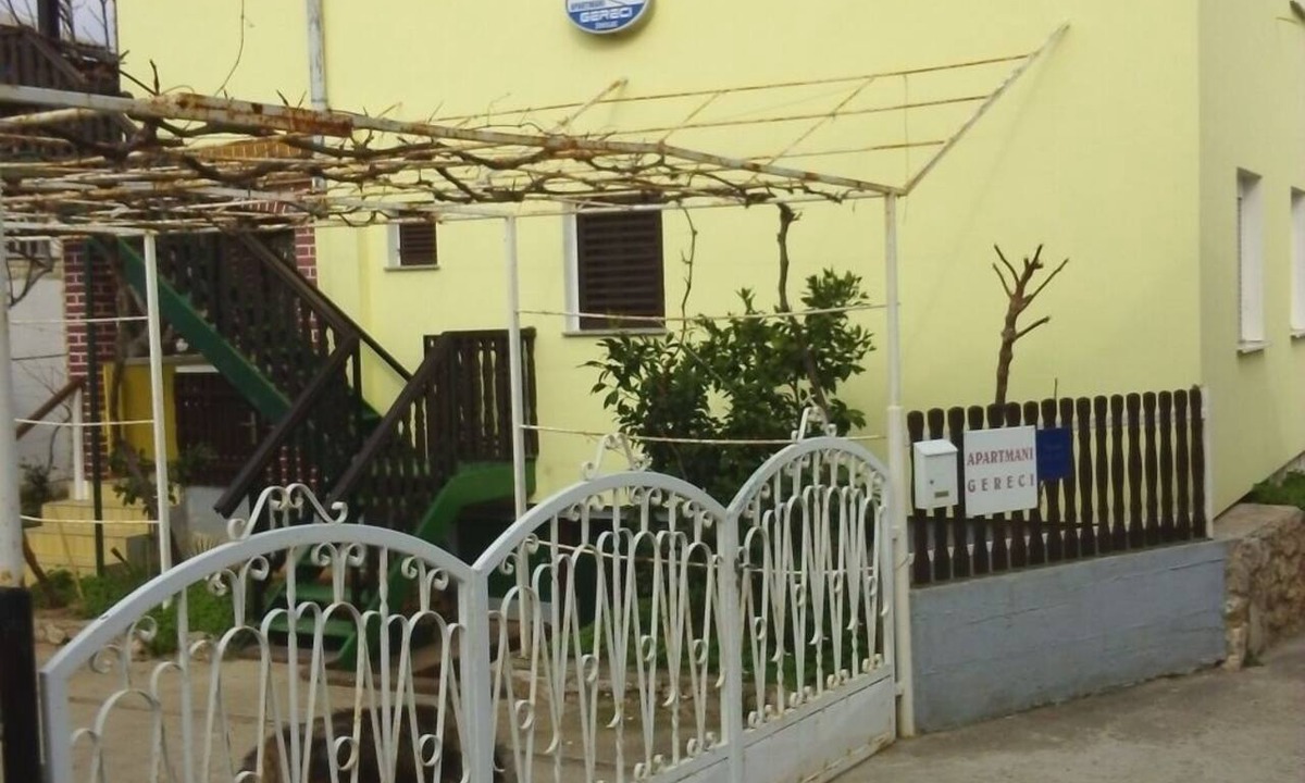 Zdrelac Apartment | Apartment in Ždrelac with Balcony, Air condition, WIFI, Washing machine (4834-1)