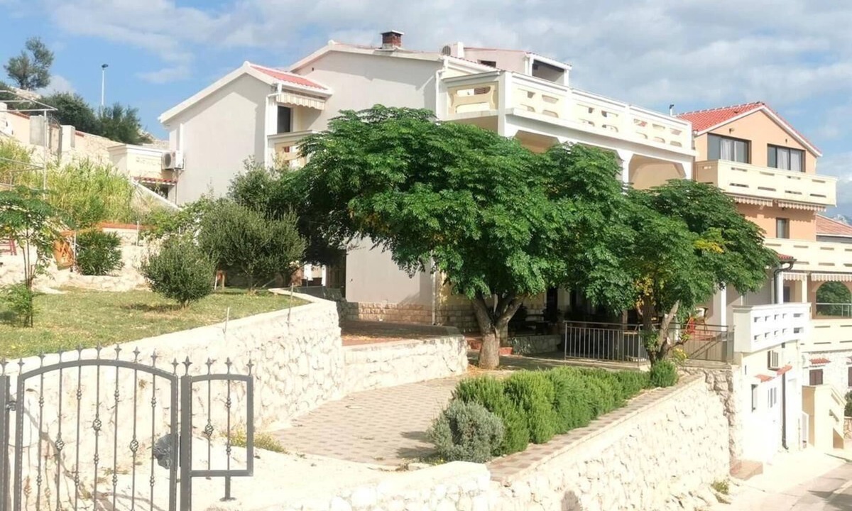 Zubovici Apartment | Apartment Katarina on the Island of Pag
