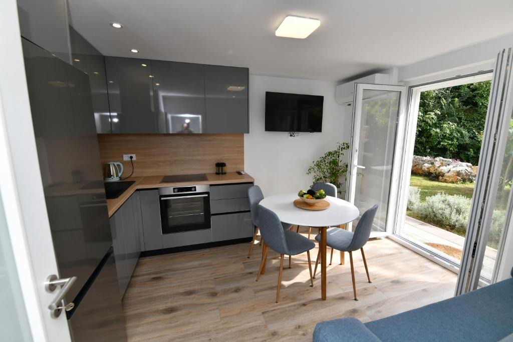 Trilj Apartment | Apartment Ksenija 2 rooms, 55m2 brand-new, Floor heating, Air conditioning