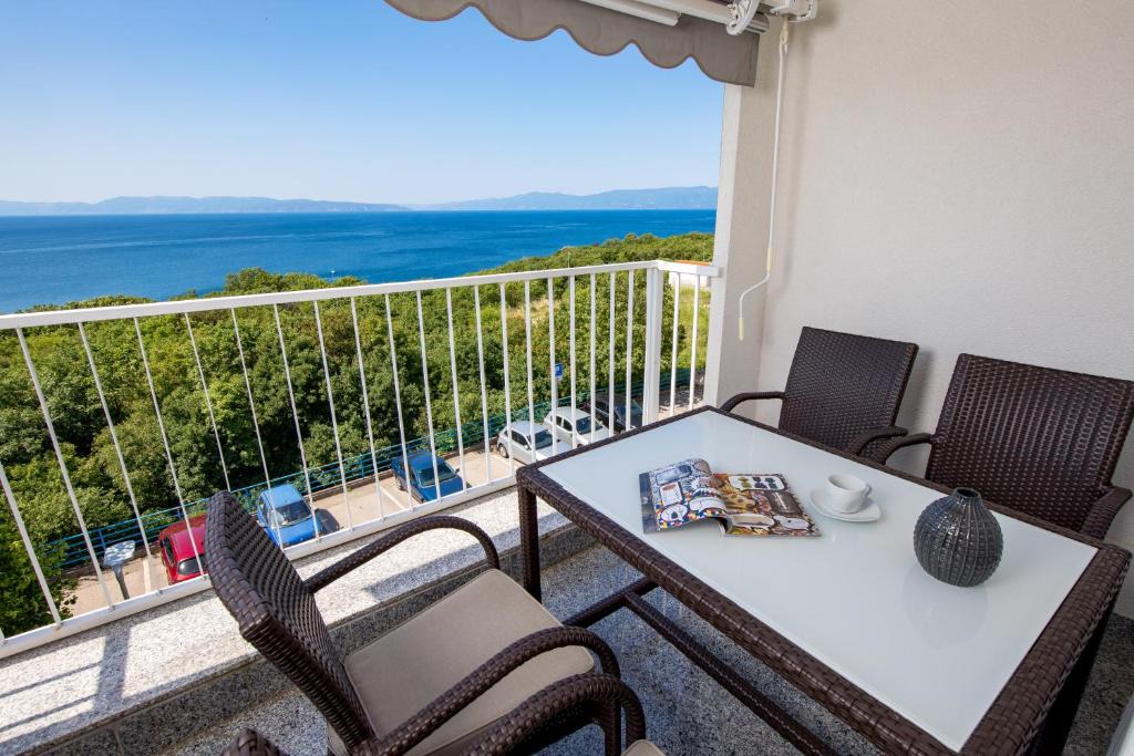 Kostrena Apartment | Apartment Kvarner View
