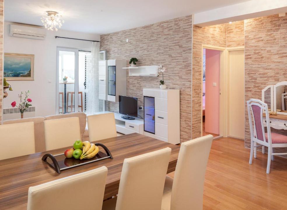 Ratac Apartment | Apartment Laura