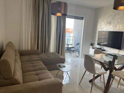 Strozanac Apartment | Apartment Leon