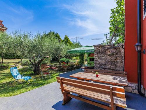 Kastel Apartment | Apartment Lorena by Interhome