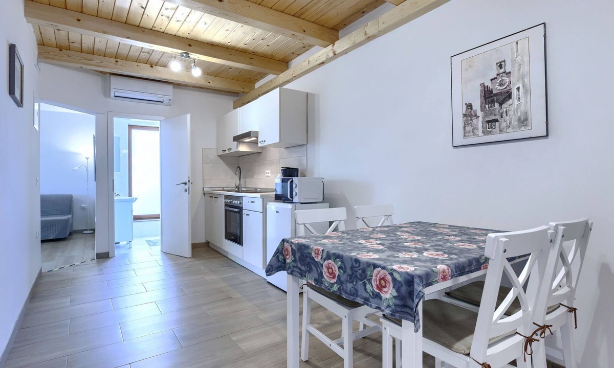 Lovrecica Apartment | Apartment Marija by Interhome