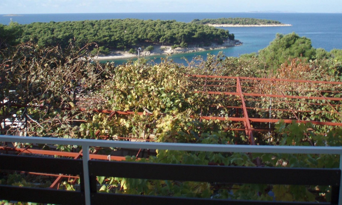 Primosten Apartment | Apartment Mirja - with parking : SA2(2) - Primosten, Riviera Sibenik, Croatia