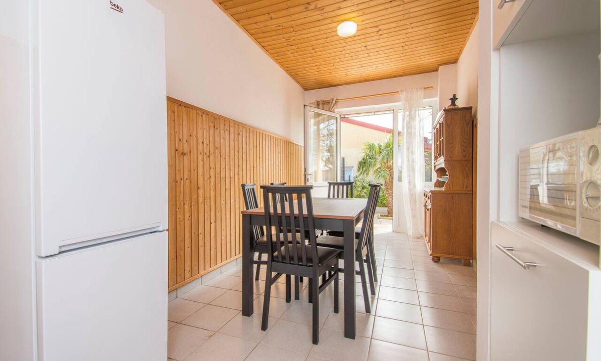 Seline Apartment | Apartment Near Paklenica1