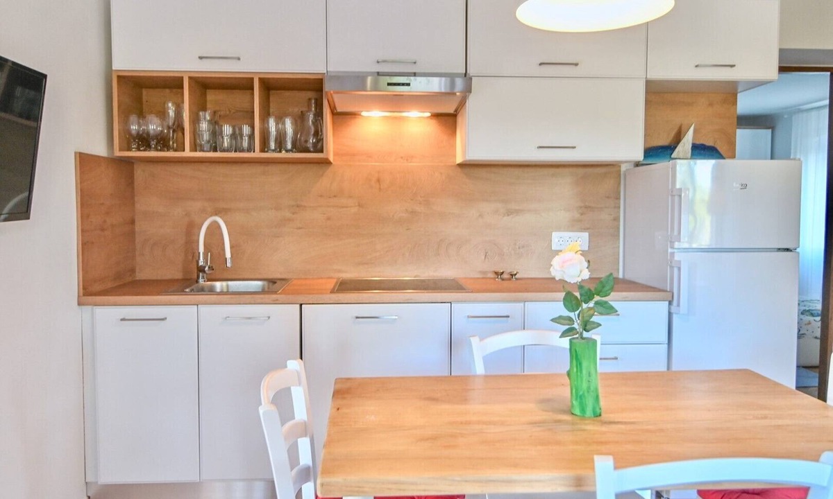 Nerezine Apartment | Apartment NERISSA with sea view by the sea in Nerezine