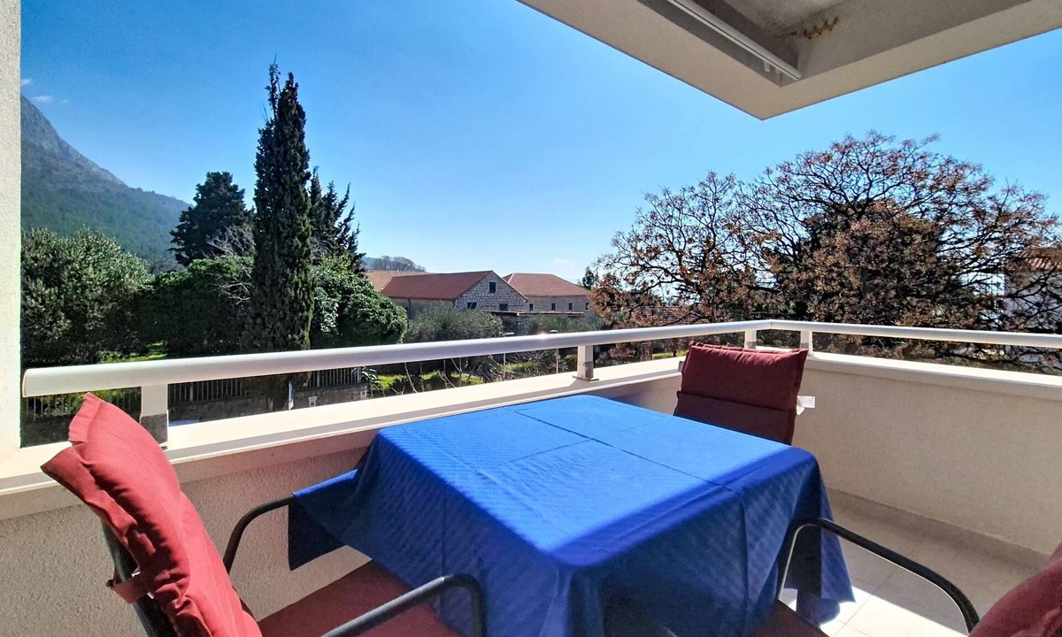 Gradac Apartment | Apartment Rilić by Interhome