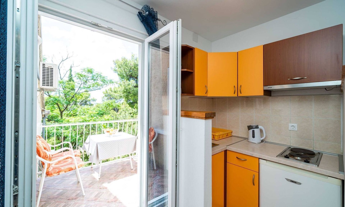 Srebreno Apartment | Apartment & Rooms Papa - Studio Apartment with Balcony and Partial Sea View