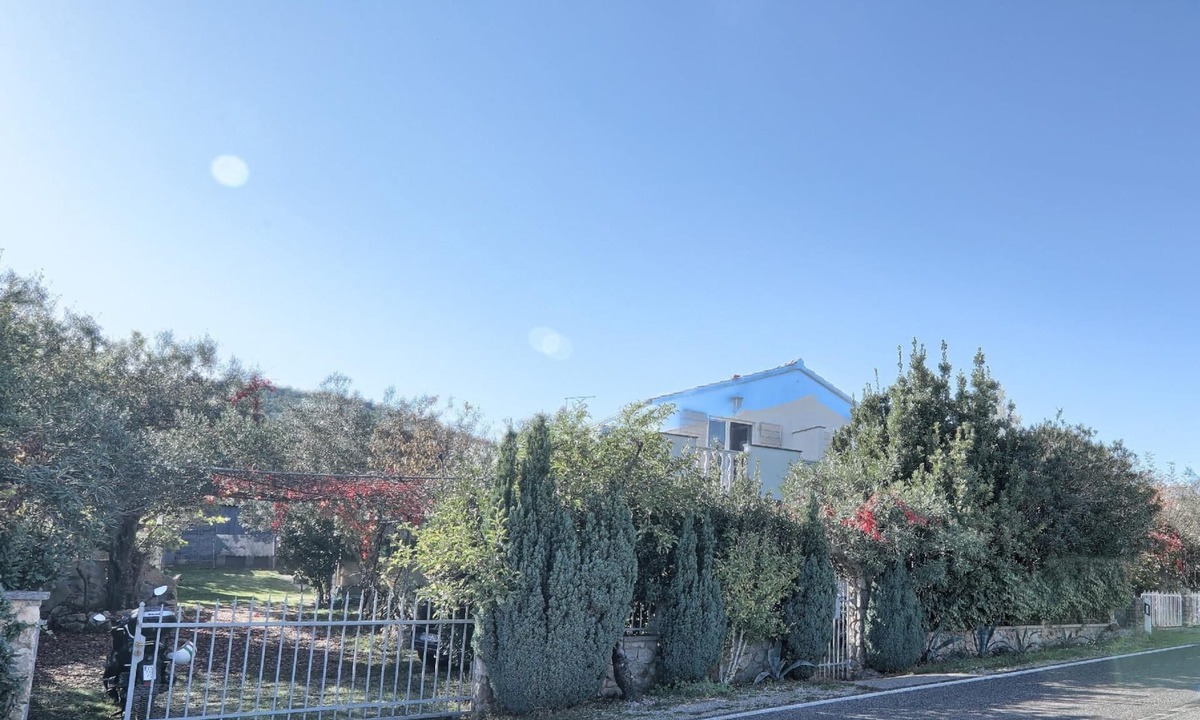 Nevidane Apartment | Apartment Rosa