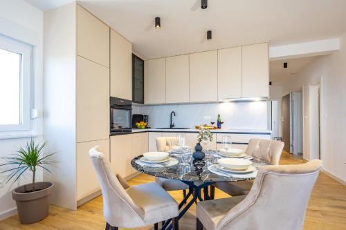 Batinici Apartment | Apartment Ružmarin Residence J beach parking included