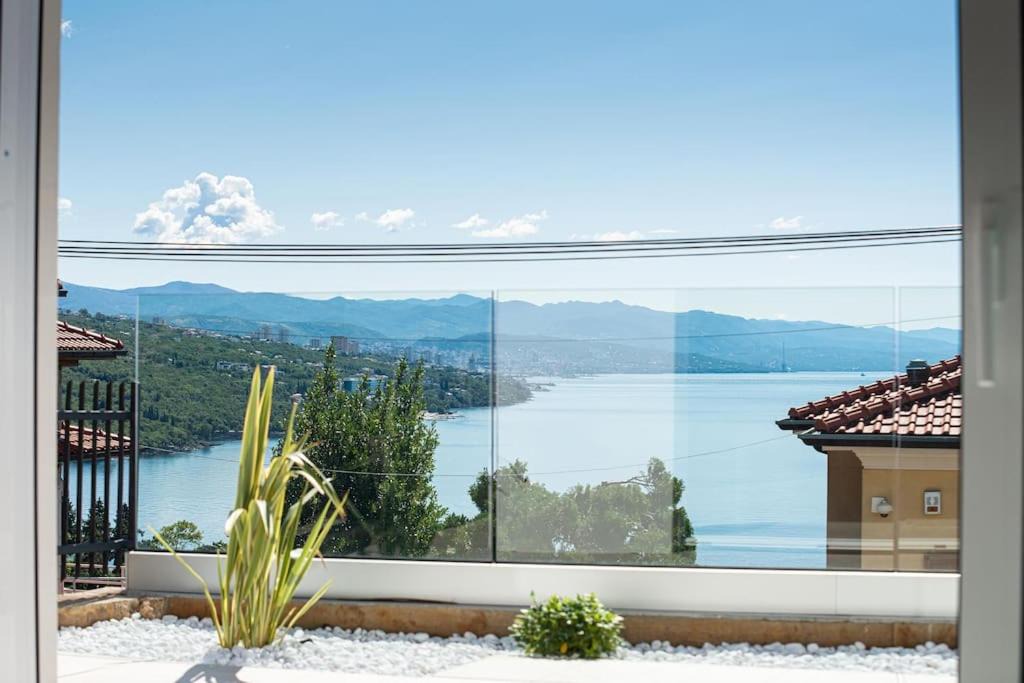 Volosko Apartment | Apartment Starfish with private pool and magnificent sea view