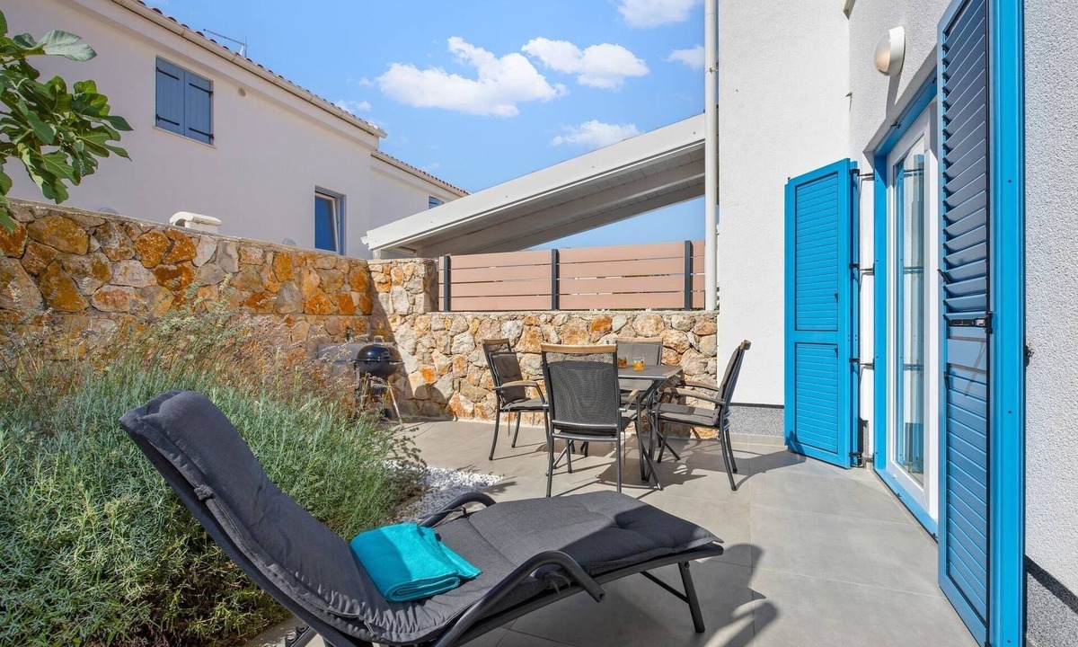 Cres Apartment | Apartment Sunshine Cres