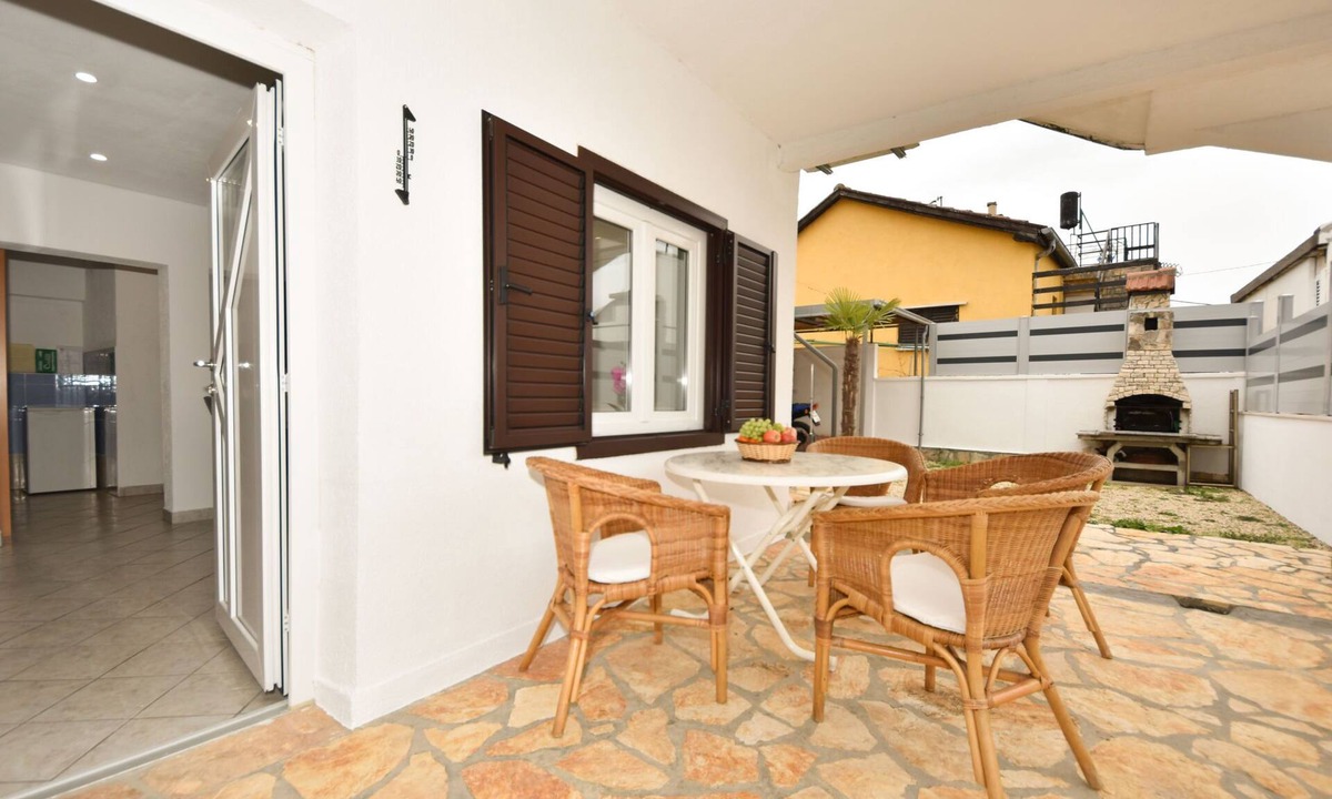 Krusevo Apartment | Apartment Vili by Interhome