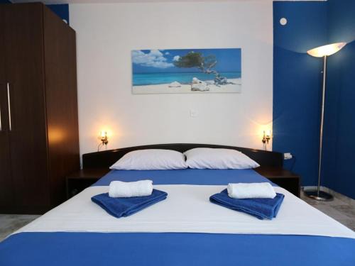 Businci Apartment | Apartment Villa Mediteran- kleine Ferienwohnung mit Balkon by Interhome