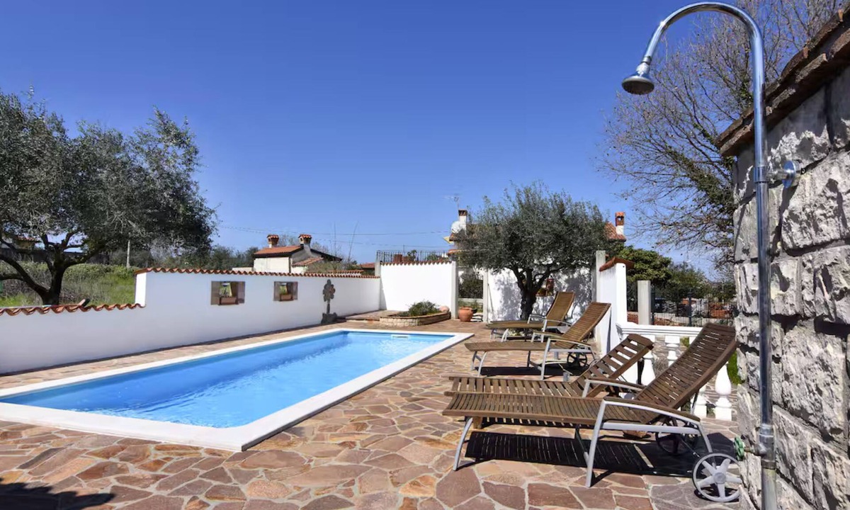 Cepljani Apartment | Apartment with pool in Čepljani near Umag
