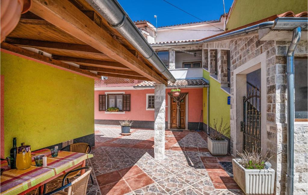 Grzini Apartment | Apartment Zminj 29 with Children Playground