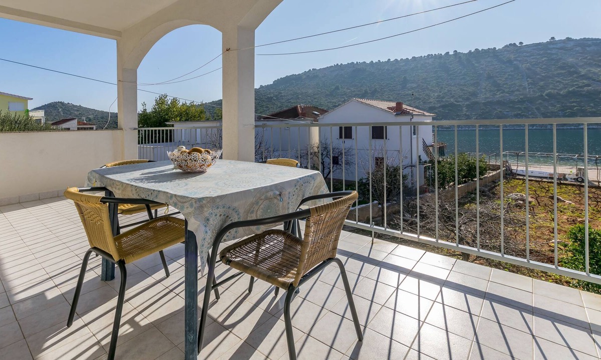 Podglavica Apartment | Apartments Adela (28811-A1) - Rogoznica