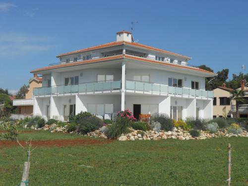 Lovrecica Apartment | Apartments Alen