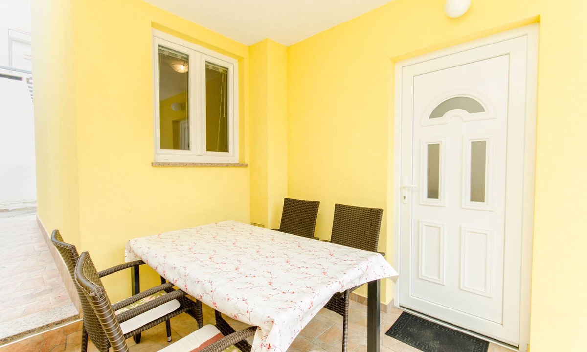 Kolan Apartment | Apartments Andrea (58313-A1) - Mandre - island Pag