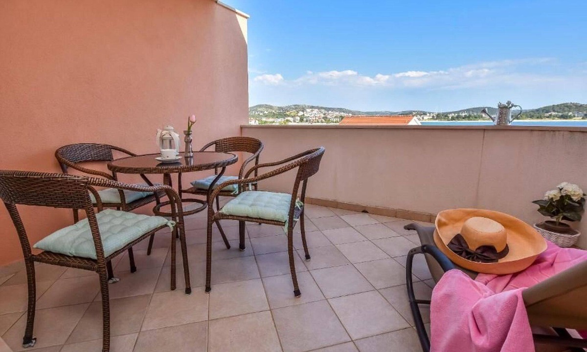 Rogoznica Apartment | Apartments Anka (22951-A1) - Rogoznica