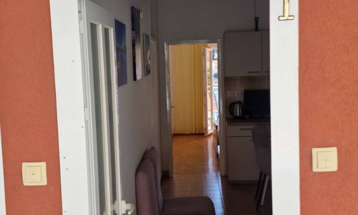 Brna Apartment | Apartments Bleuš - One Bedroom Apartment with Balcony and See View 1