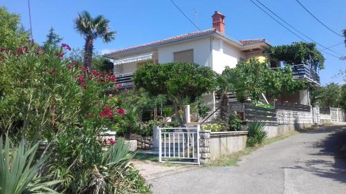 Klimno Apartment | Apartments by the sea Klimno, Krk - 16577