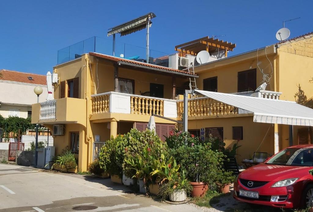 Posedarje Apartment | Apartments by the sea Posedarje, Novigrad - 15786