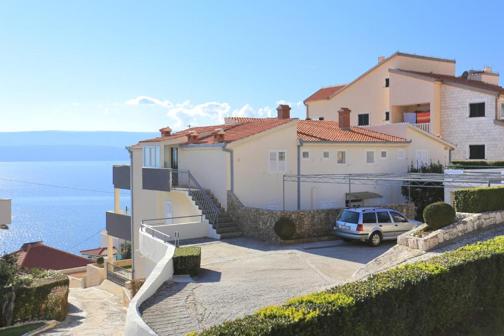 Stanici Apartment | Apartments by the sea Stanici, Omis - 2775