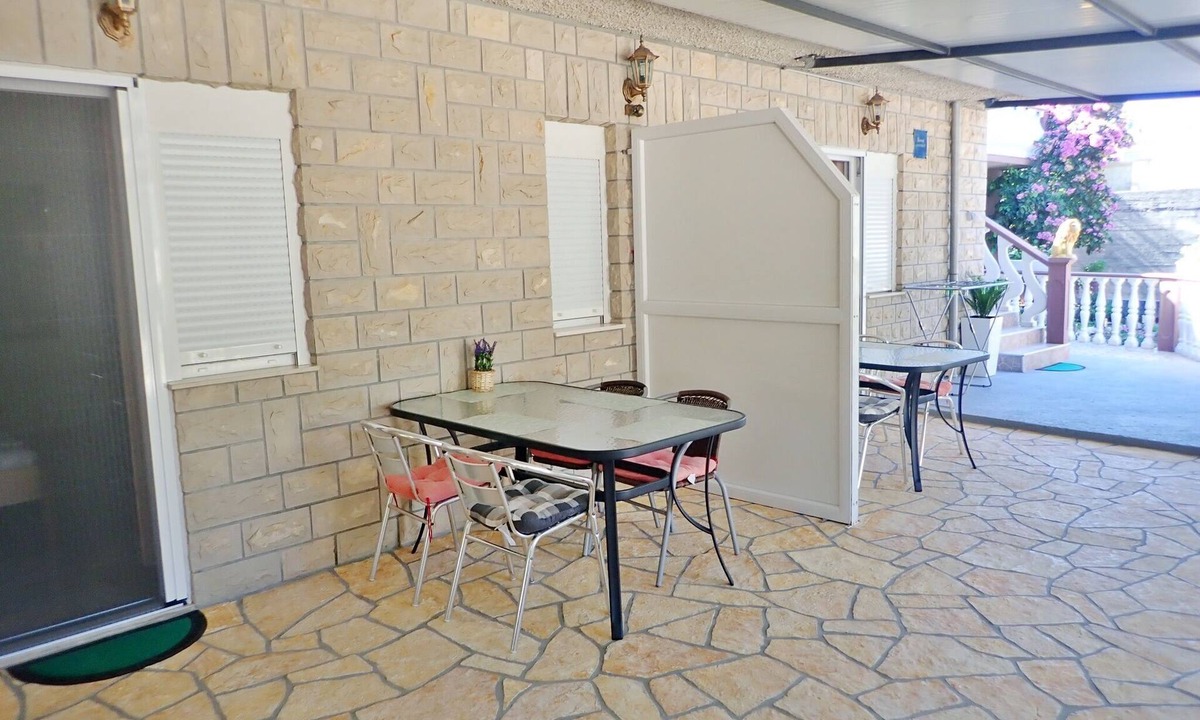 Tribanj Apartment | Apartments Cvitko (11372-A2) - Tribanj-Kruscica