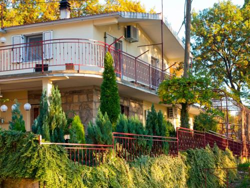 Garjak Apartment | Apartments Cvitini Dvori Garjak