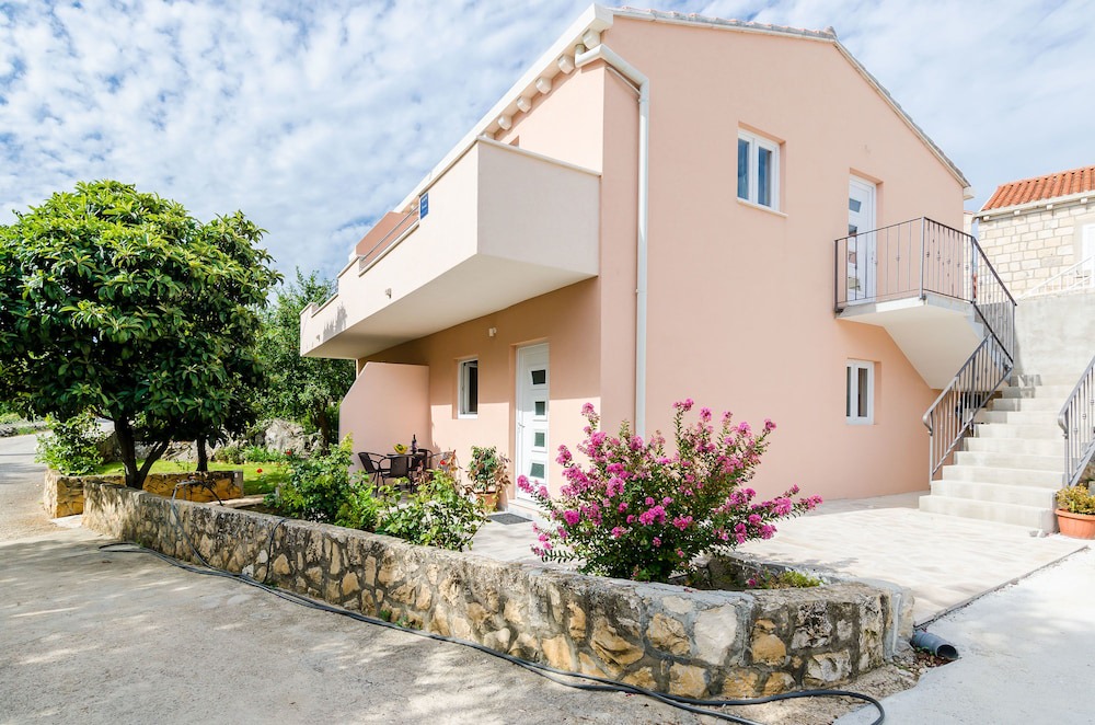Cilipi Hotel | Apartments Dubrovnik Airport