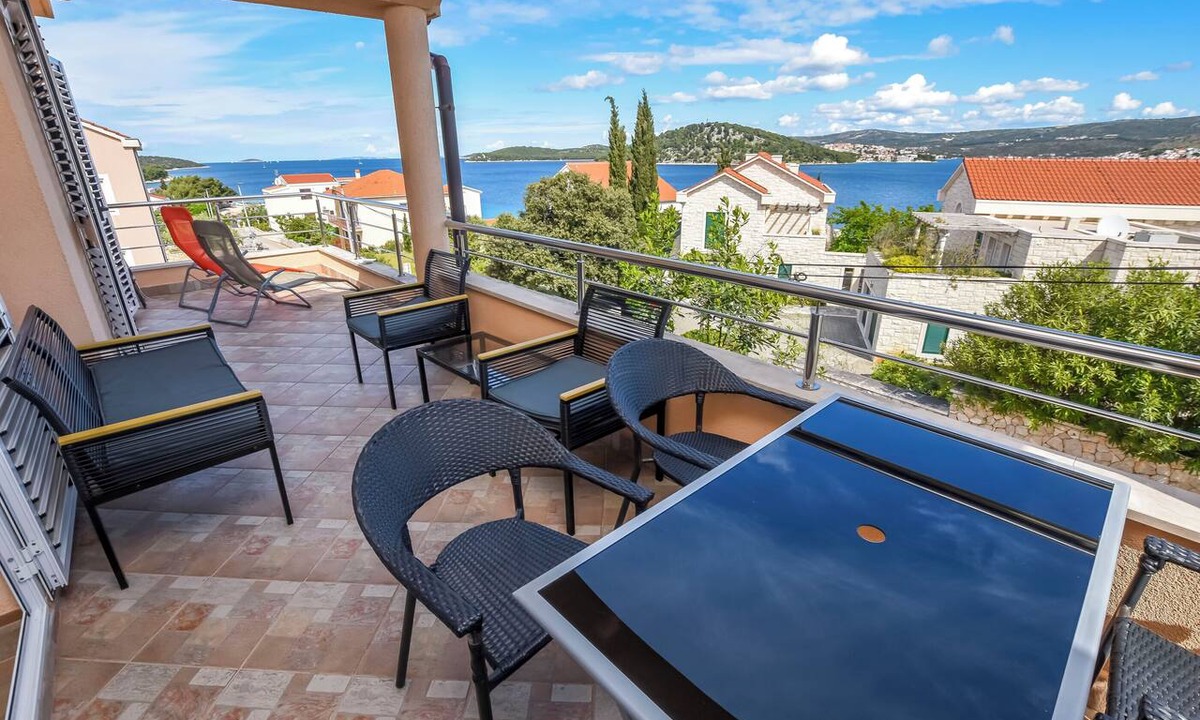 Razanj Apartment | Apartments Ema (22211-A1) - Razanj
